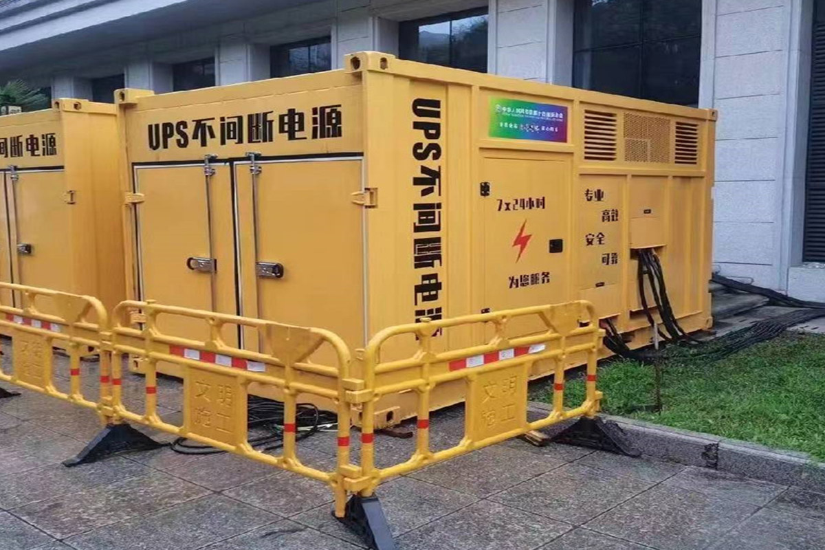 原阳发电机租赁施工现场